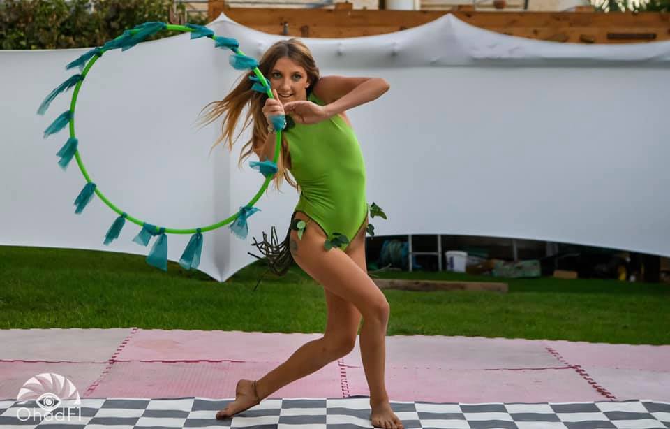 green header pic Daria's Hoop Lab